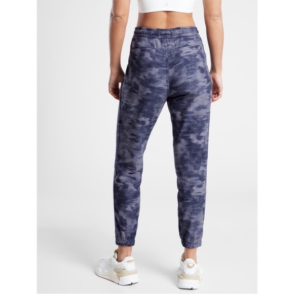 Athleta Farrallon Printed Purple Blue Jogger Size 10 - Picture 2 of 8